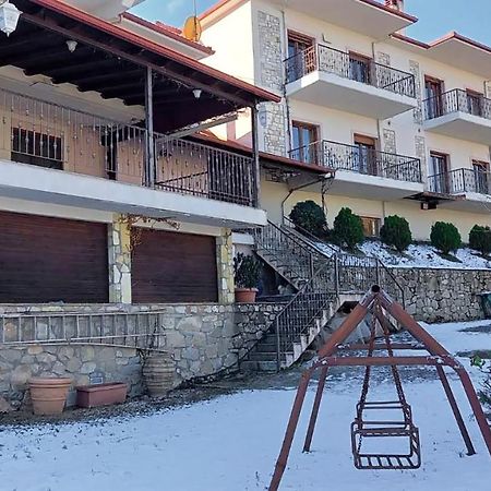 Ξενώνας Μενελαΐς - Menelais Apartments Thrapsimion ภายนอก รูปภาพ